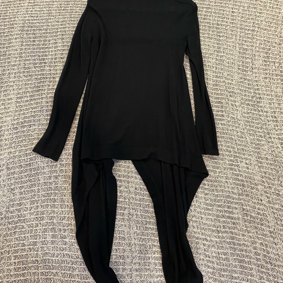 Lululemon Universal Wrap - Picture 3 of 6